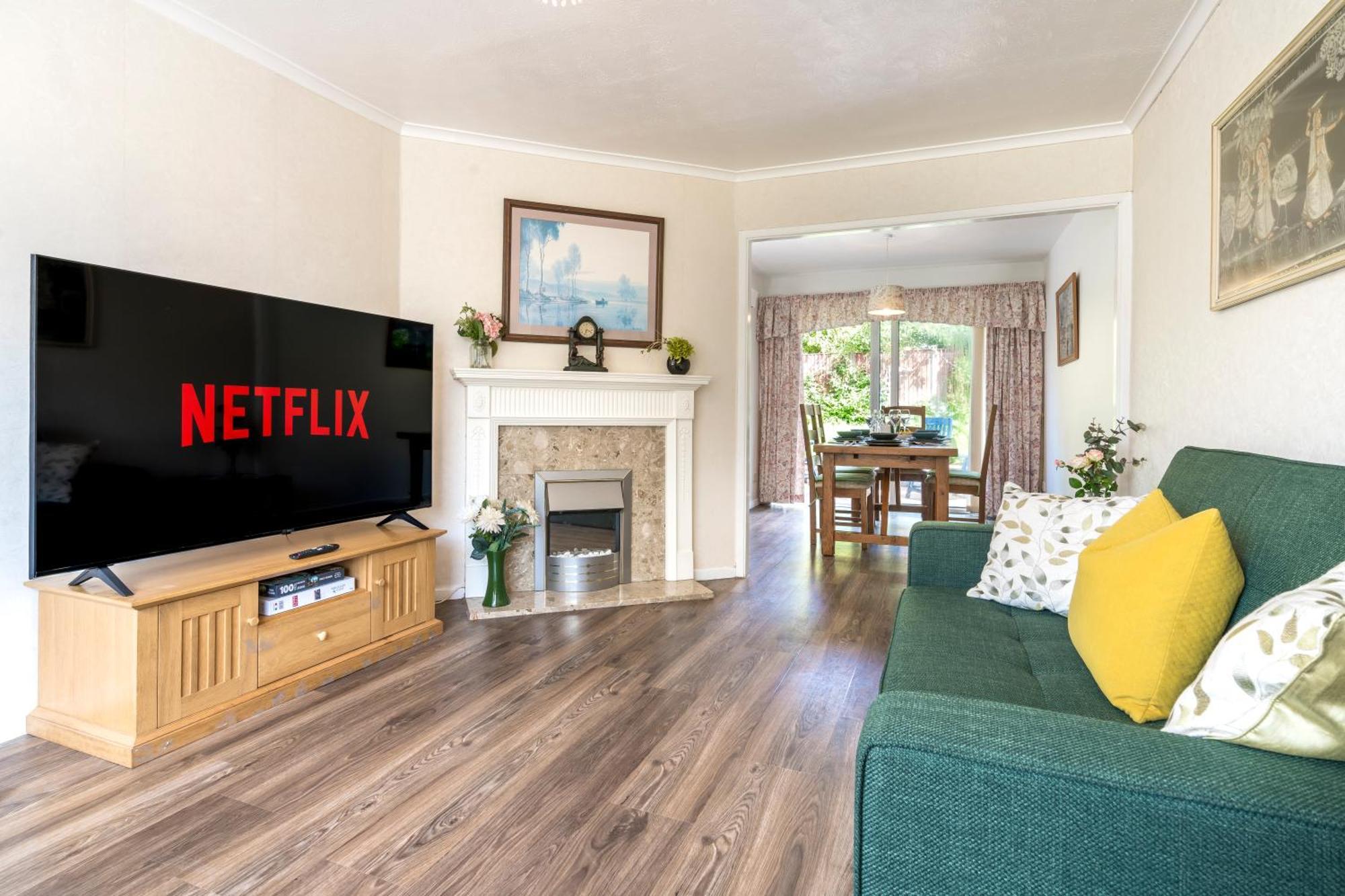 Leicester Oadby 4 Bed Home, 8 Guests, Park 5 Cars 外观 照片