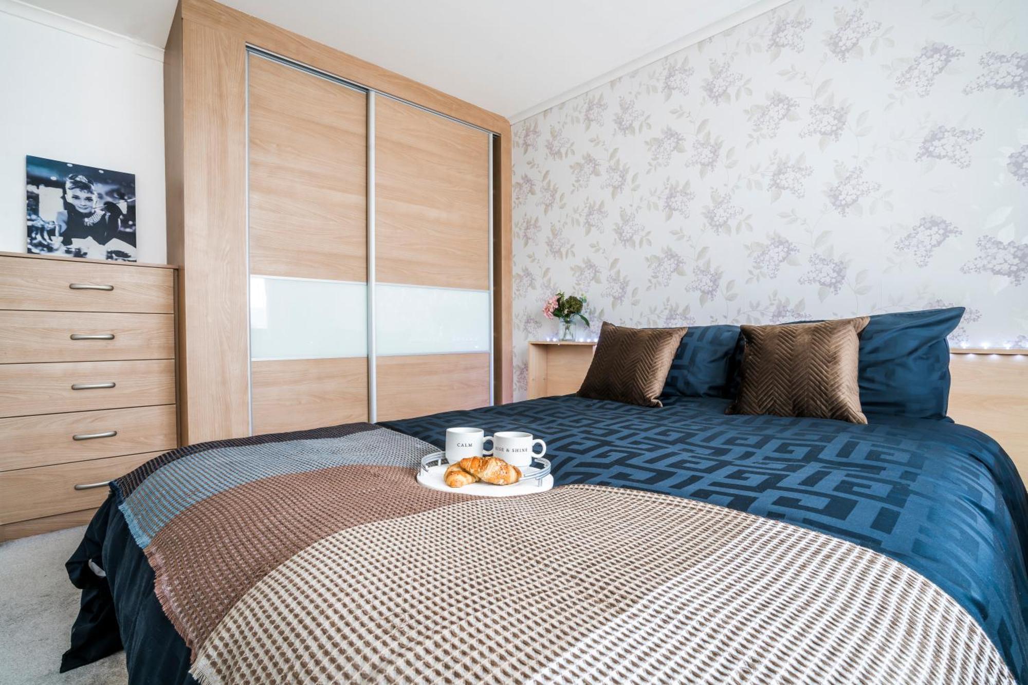 Leicester Oadby 4 Bed Home, 8 Guests, Park 5 Cars 外观 照片